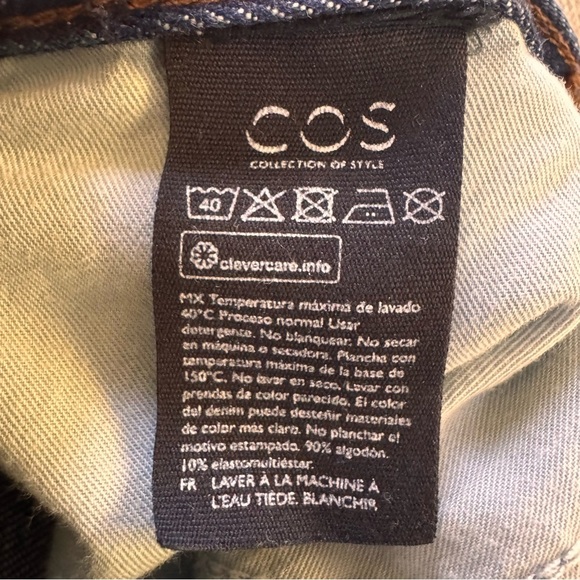 COS Relaxed Flare in Dark Indigo Wash Jeans Size 28 - Picture 9 of 10